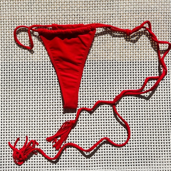Minimale Animale Sancutary Thong - Picture 1 of 2